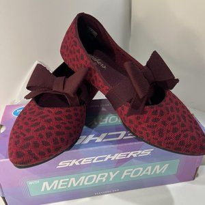 SKECHERS CLEO POINT WASHABLE KNIT BOW FLATS - WILD CHARMER/ BURGUNDY DOT